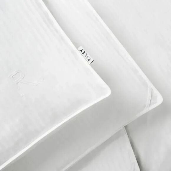 Riley Luxury All Season Goose Down Comforter Full Size - Picture 3 of 4